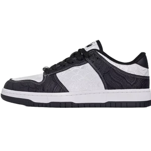 Panda black and white sneakers